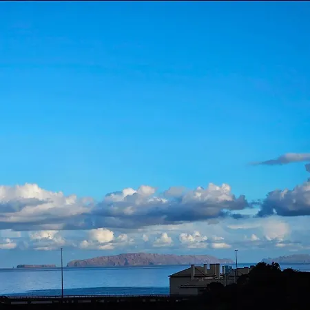 Διαμέρισμα Yourhomeatplaza *